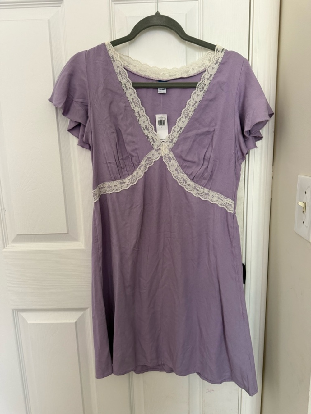 Old Navy Lavender Lace-Trim V-Neck Dress